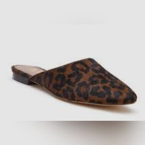Matisse Leopard print leather  Zip It Mules. Ladies size 8.5